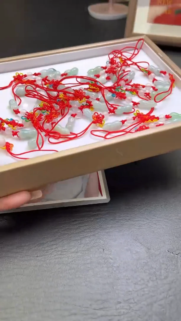 【闪购商品】翡翠挂件未镶嵌K201/多样性发一件