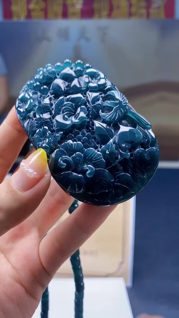 翡翠未镶嵌颈饰********146