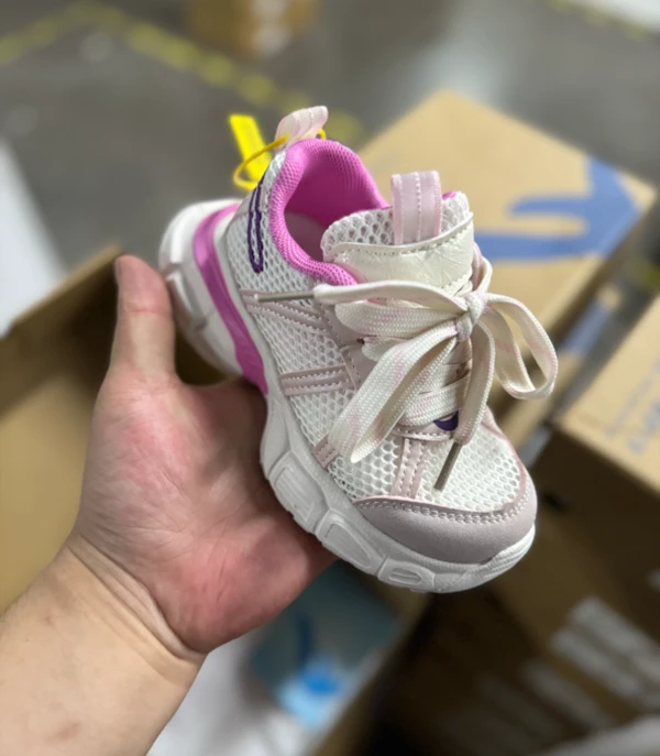 A-1057 儿童运动鞋