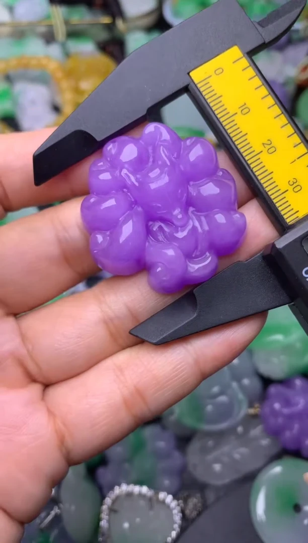 颈饰未镶嵌翡翠缅甸翡翠吊坠