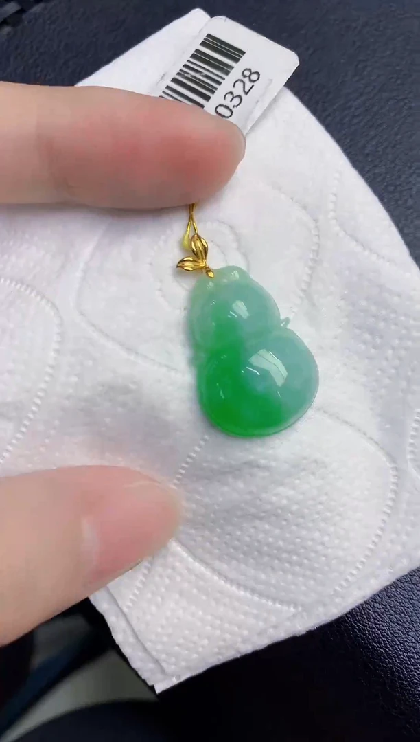 颈饰18K金镶嵌翡翠天然翡翠缅甸A货