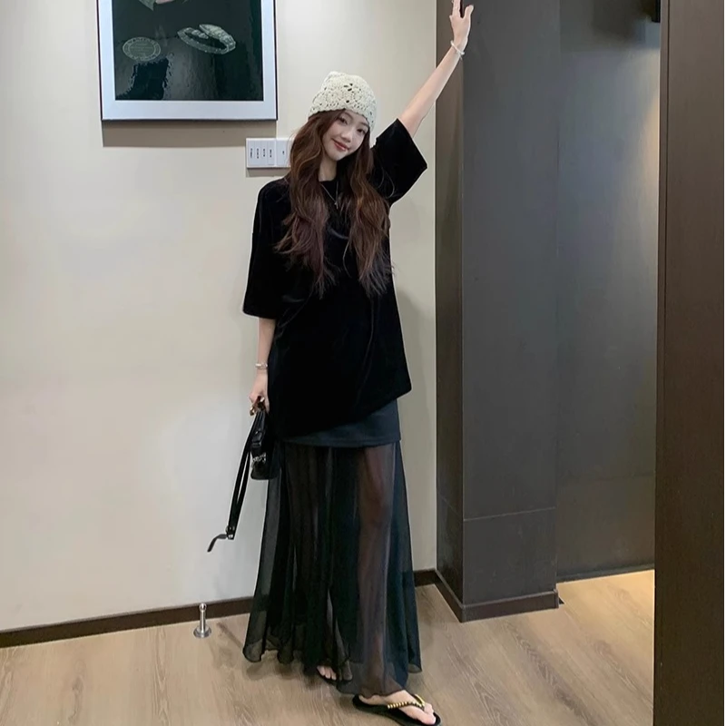 简约纯色宽松圆领短袖T恤上衣+高腰网纱拼接鱼尾半身裙两件套装女
