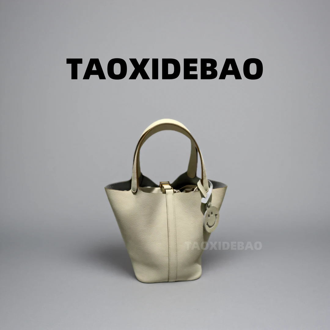 TAOXIDEBAO_ 8853 水桶包大号 奶昔白 马家原版牛皮