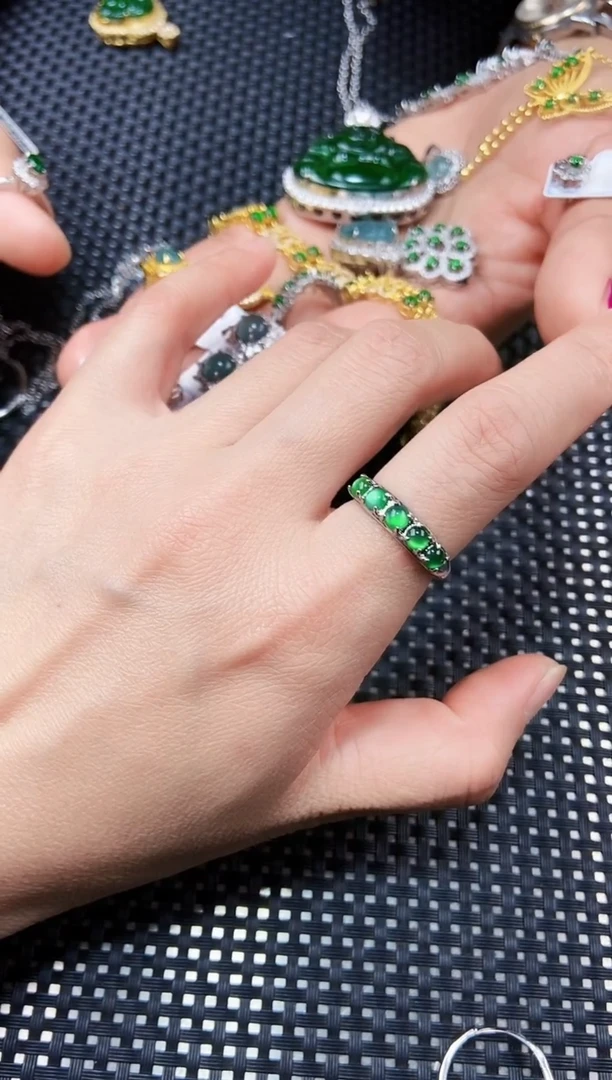 【闪购商品】翡翠戒指未镶嵌111111111