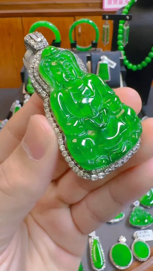 吊坠(赠链)银S925镶嵌翡翠天然A货翡翠