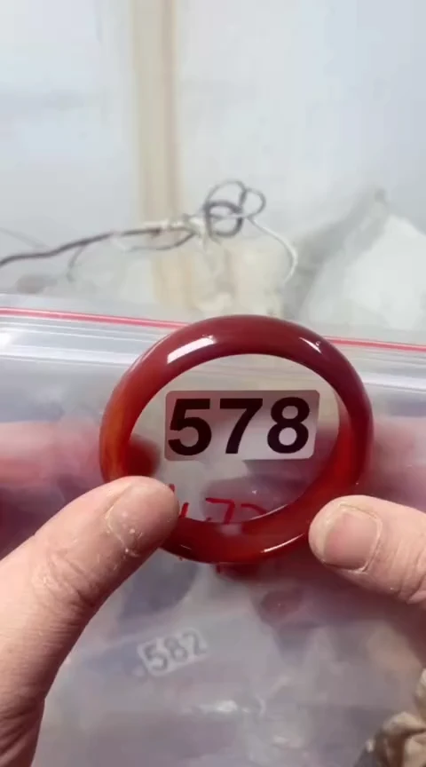 【闪购商品】石英质玉手镯未镶嵌54+578福利款有包容介意勿拍