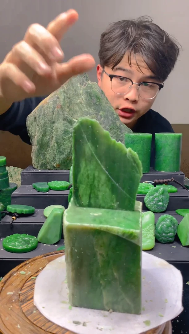 未镶嵌和田玉珠宝半成品1