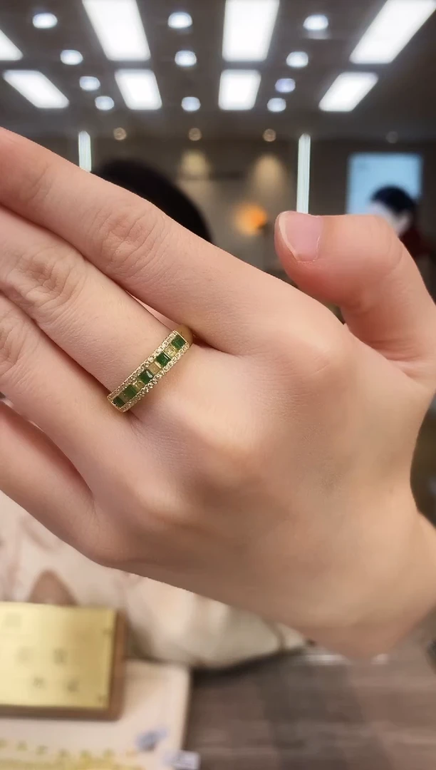银S925镶嵌戒指祖母绿04
