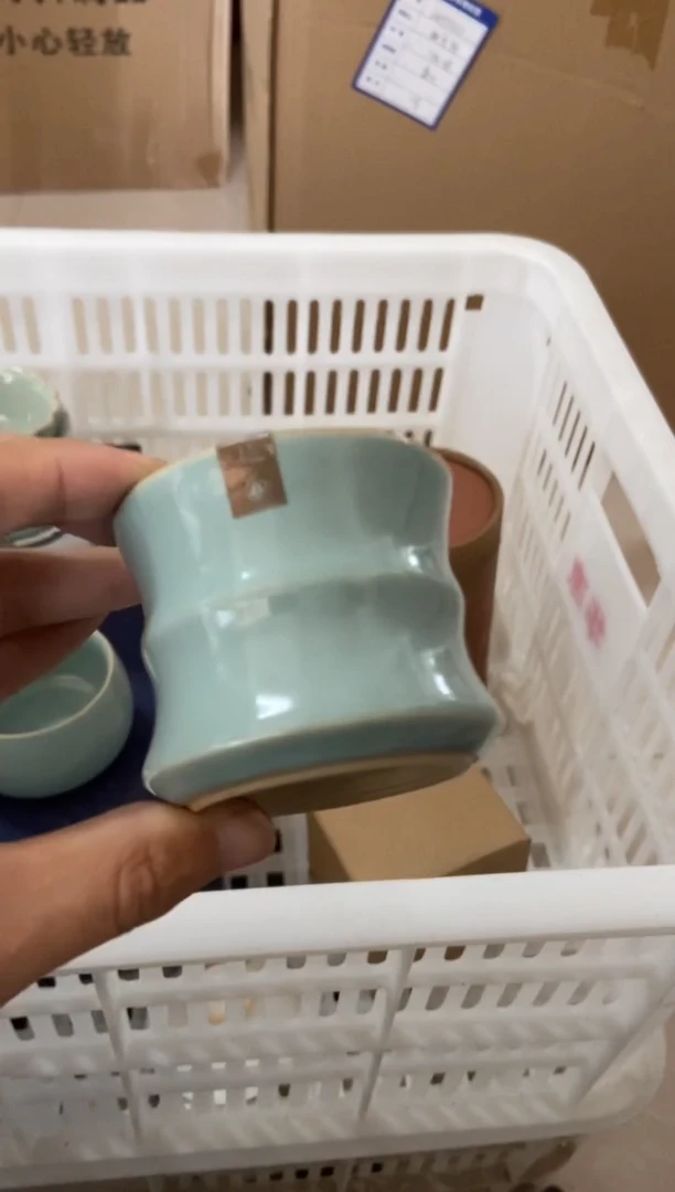 杯无运费险有瑕疵的摄影的产品有使用过的痕迹有点脏介意勿拍