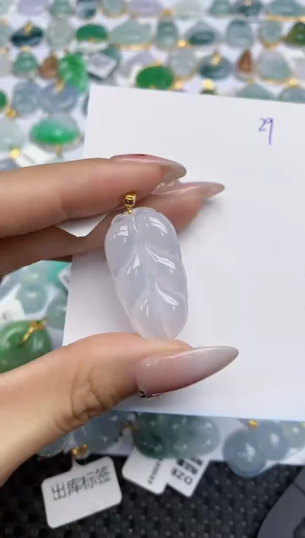 【闪购商品】翡翠颈饰18K金镶嵌天然翡翠A货