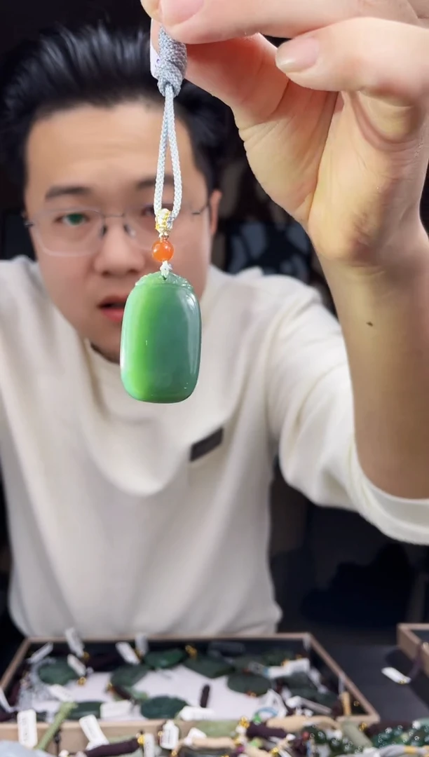 【闪购商品】和田玉颈饰未镶嵌拍一发一