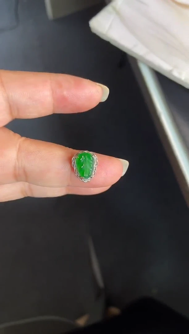 吊坠(不含链)银S925镶嵌翡翠1