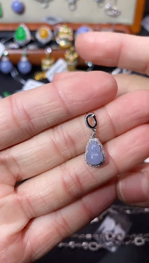 【闪购商品】翡翠吊坠(不含链)18K金镶嵌吊坠