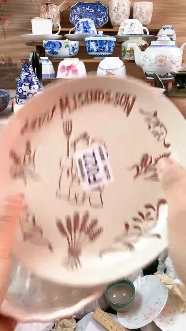 【闪购商品】瓷片多宝阁瓷器满18米包邮 F022