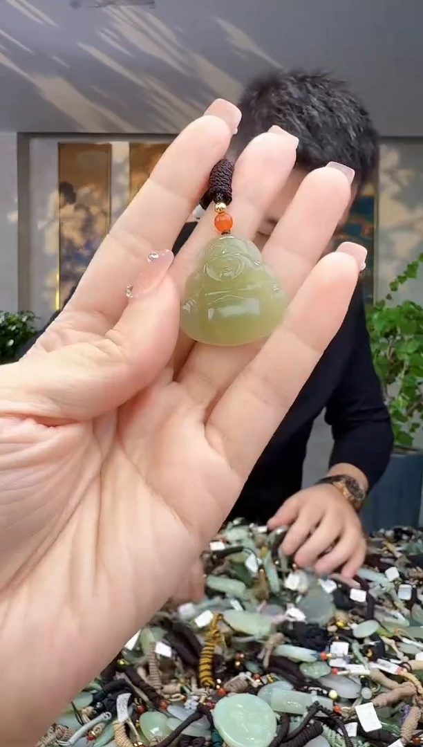 未镶嵌和田玉挂件拍一发一