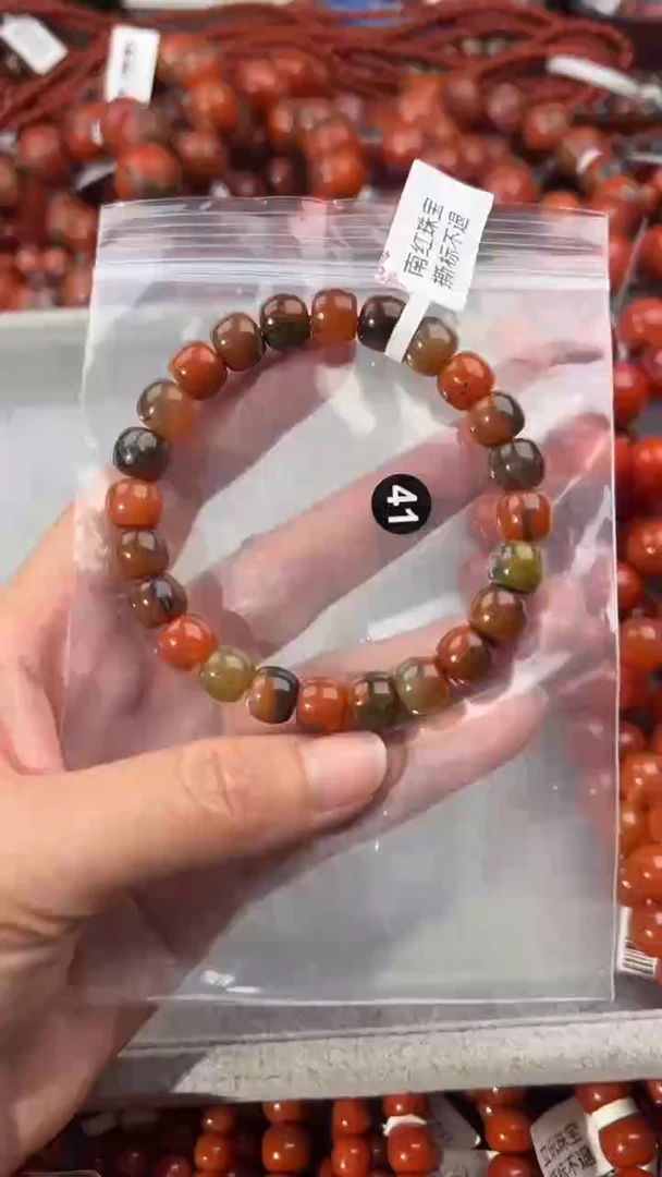 南红玛瑙手串未镶嵌9+