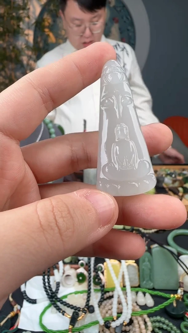 颈饰未镶嵌和田玉和田玉