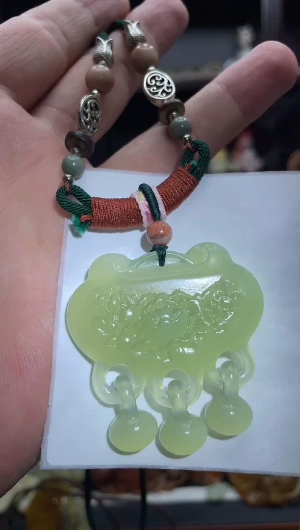 岫玉未镶嵌吊坠·多样性发货*拍一发一