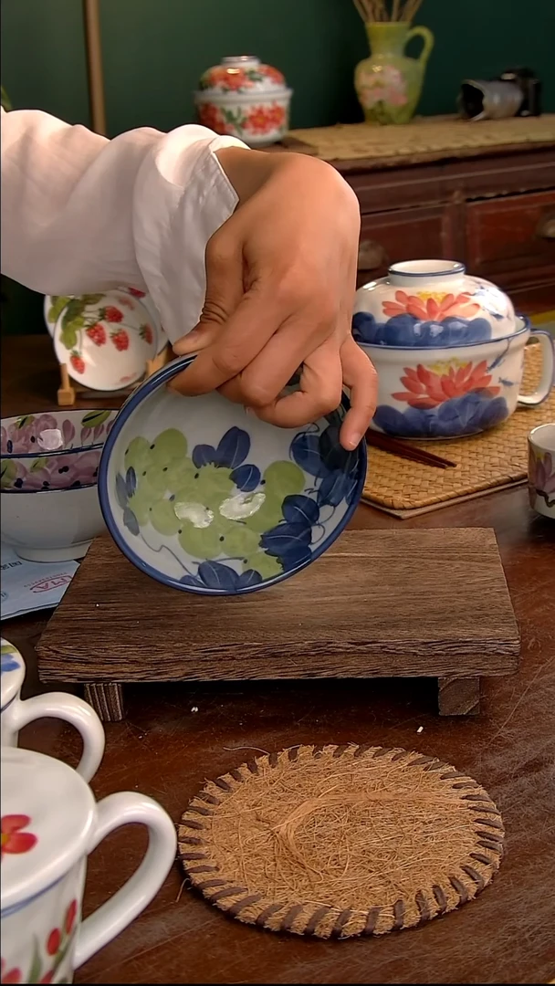 瓷片5.5英寸鸡心碗-青提