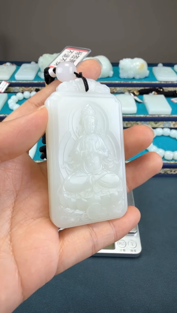 颈饰未镶嵌和田玉1