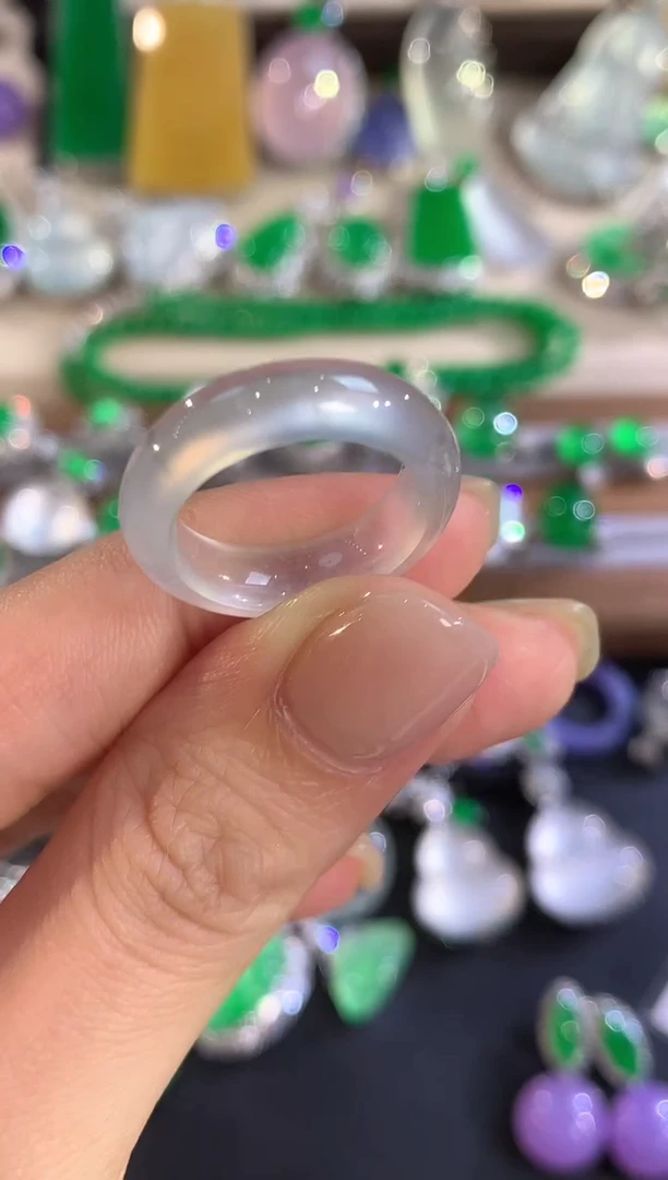 未镶嵌戒圈翡翠福***?A130