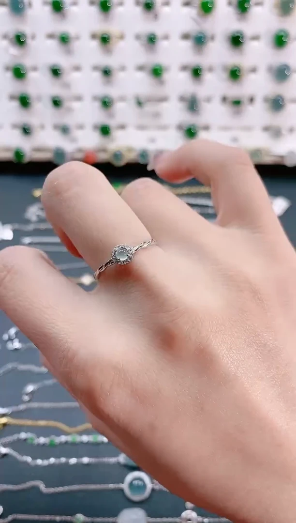 【闪购商品】翡翠戒指银S925镶嵌天然翡翠