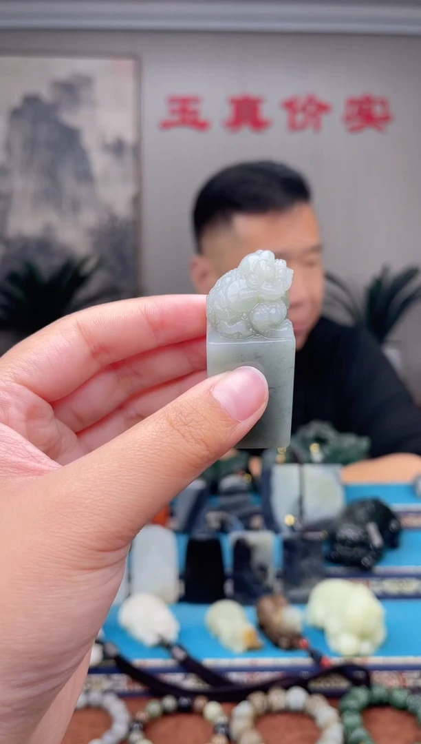 未镶嵌和田玉挂件1