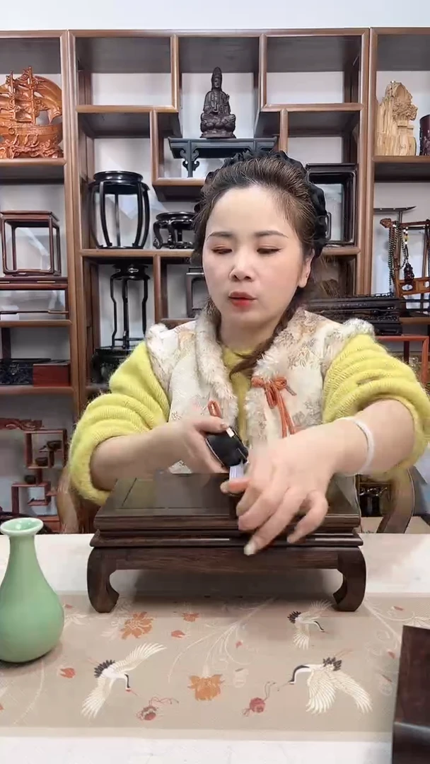 【闪购商品】木黑檀木长方摆台24*15