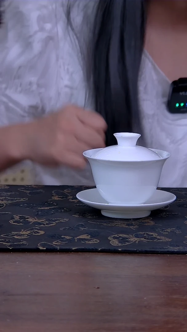 瓷片3725517828950982813