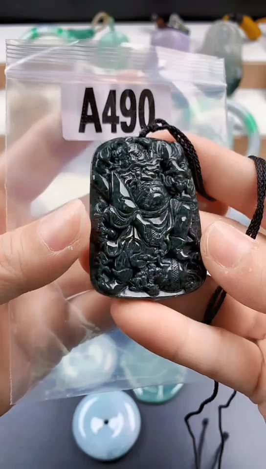 颈饰未镶嵌翡翠天然翡翠吊坠挂件