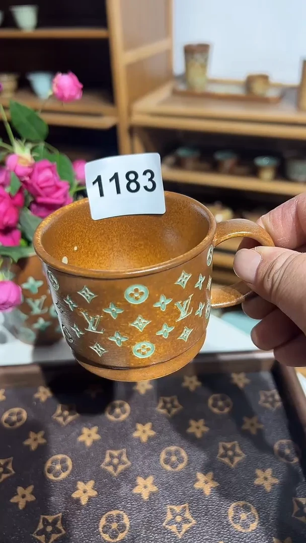 米**旺龙泉窑老花咖啡杯微瑕1183