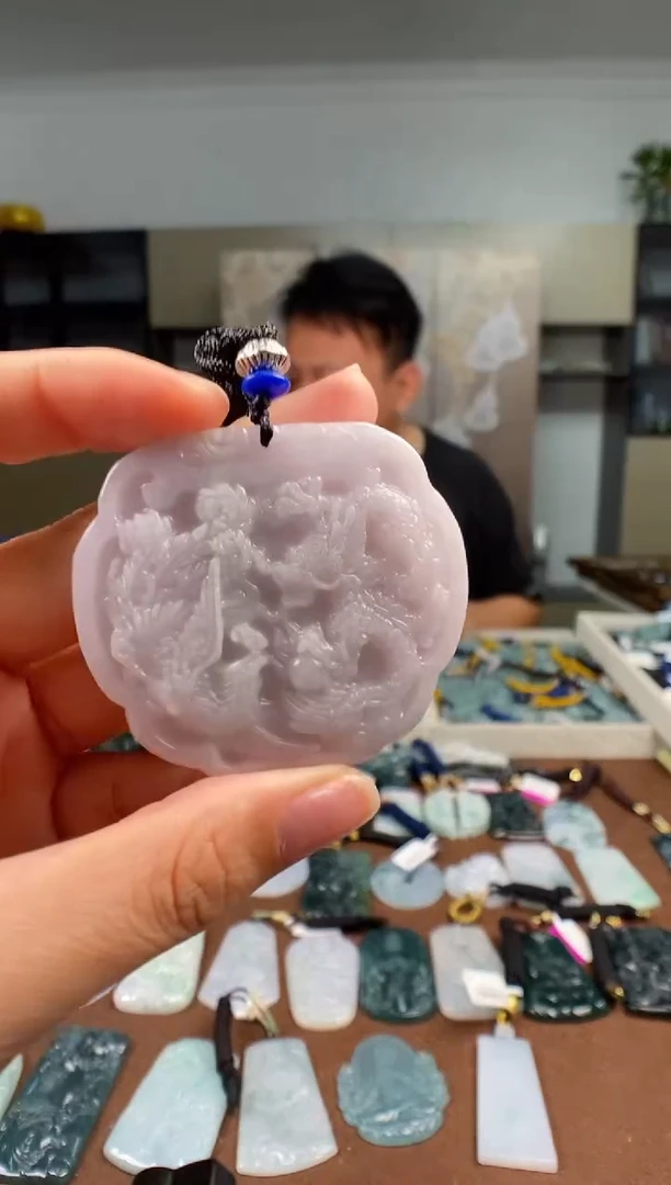 颈饰未镶嵌翡翠多样性发其一