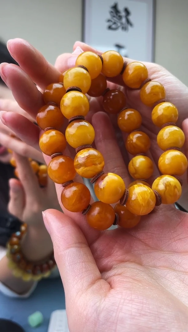 琥珀未镶嵌珠宝奇石T25 14假一罚十，多样性发一件