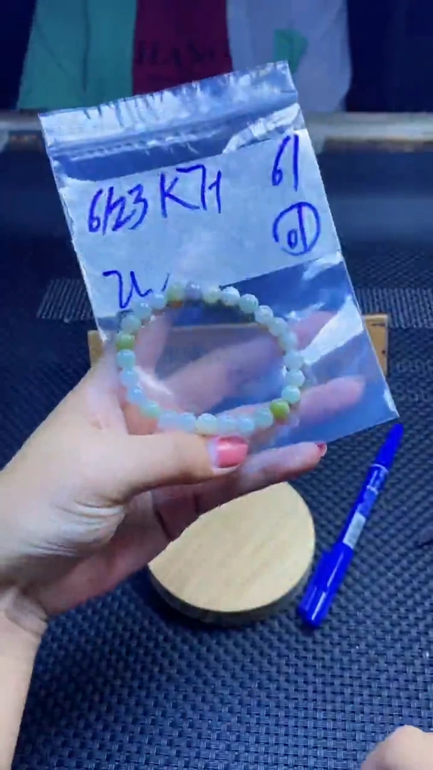 未镶嵌手链翡翠天然缅甸A货翡翠，多样性发货只发其一