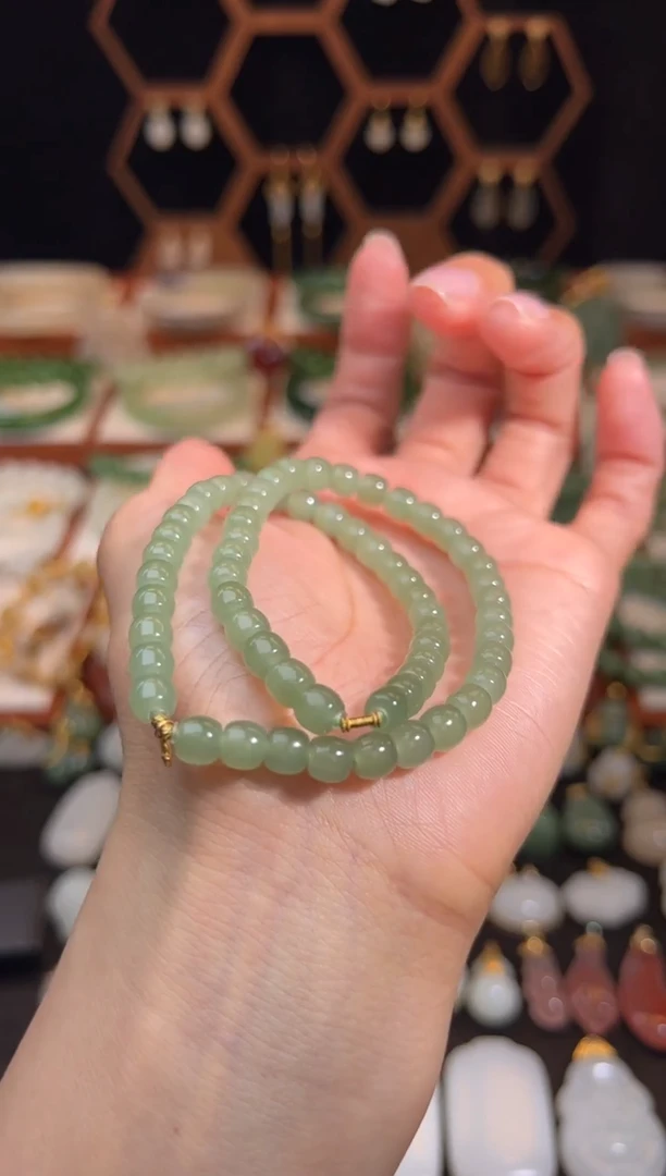 18K金镶嵌手链和田玉福利