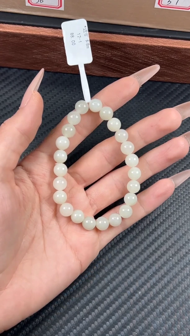 未镶嵌手串和田玉且末近矿微色差卡8手串