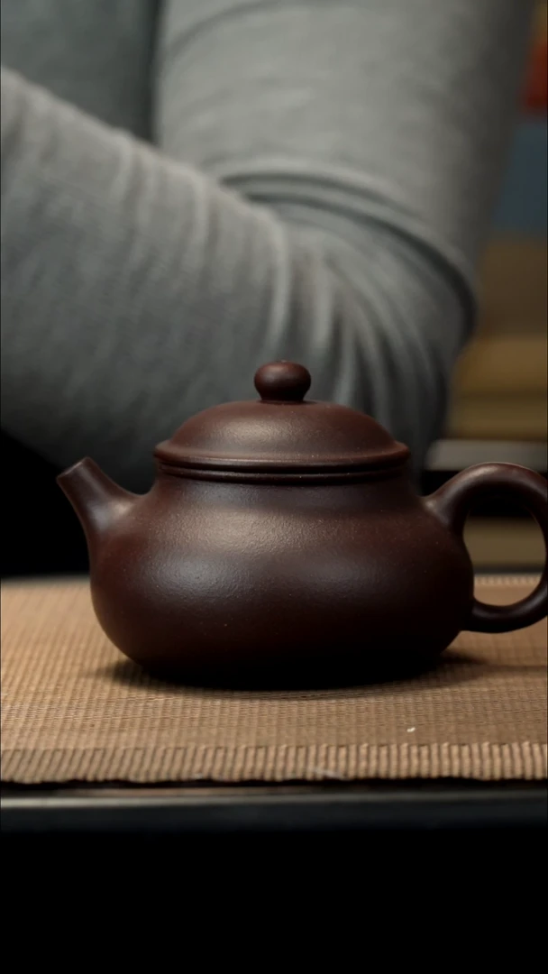紫砂茶盏深井紫泥容天160CC