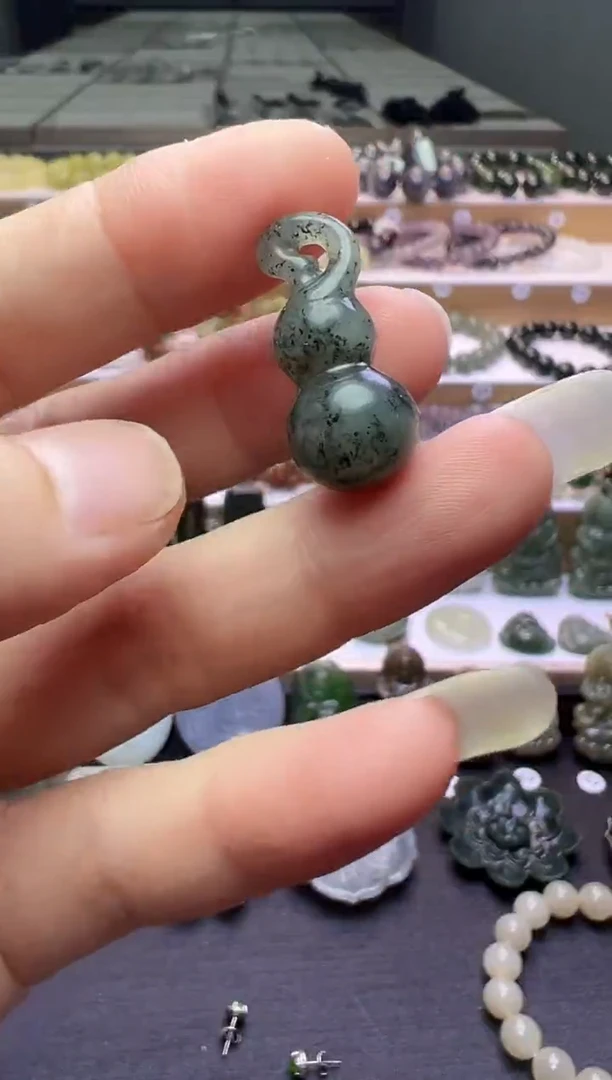 颈饰未镶嵌和田玉111号链接