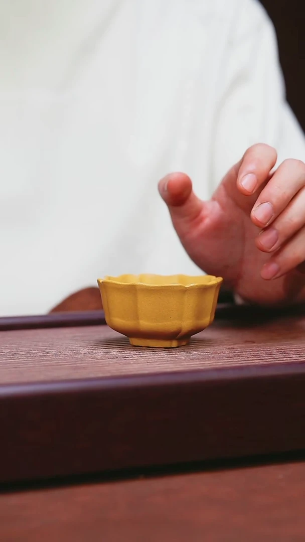 紫砂公道杯宜兴原矿紫砂   黄段四方
