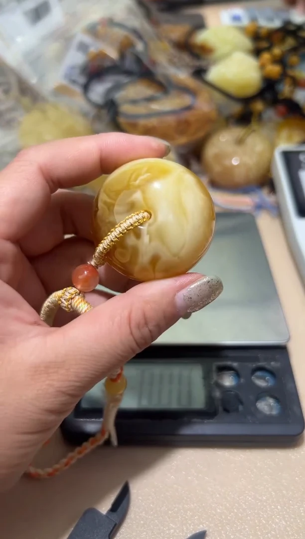 未镶嵌蜜蜡裸石蜜蜡吊坠