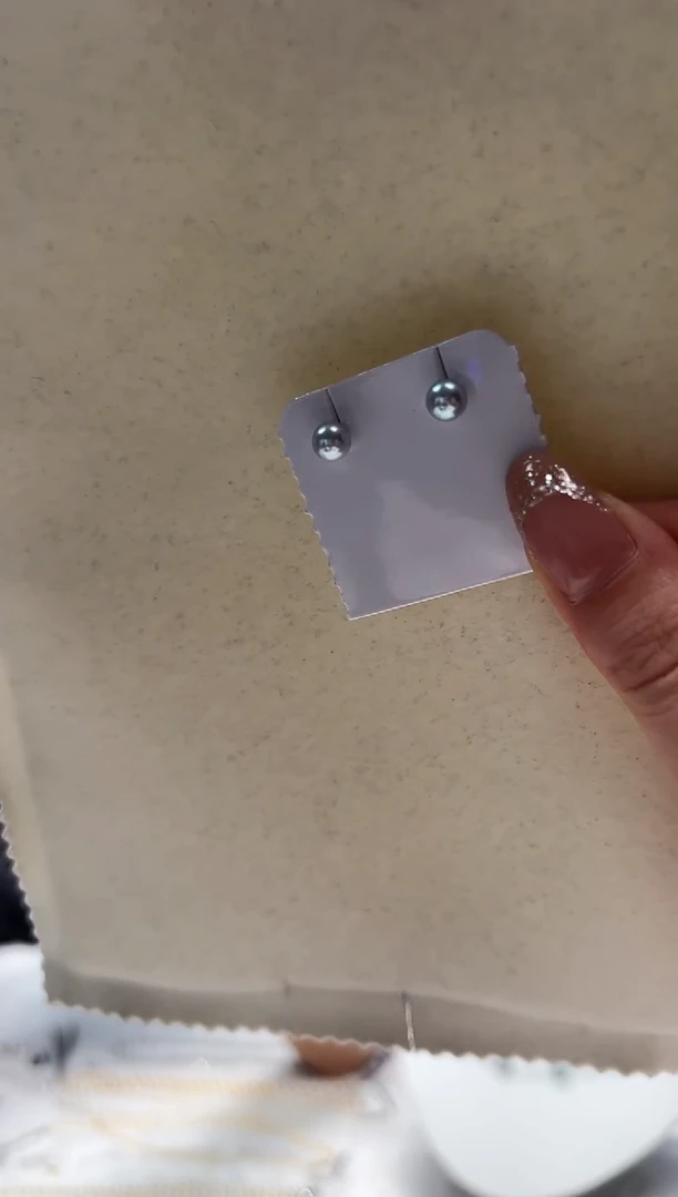 铂Pt900镶嵌海水珍珠DA XC105 耳钉 6-7