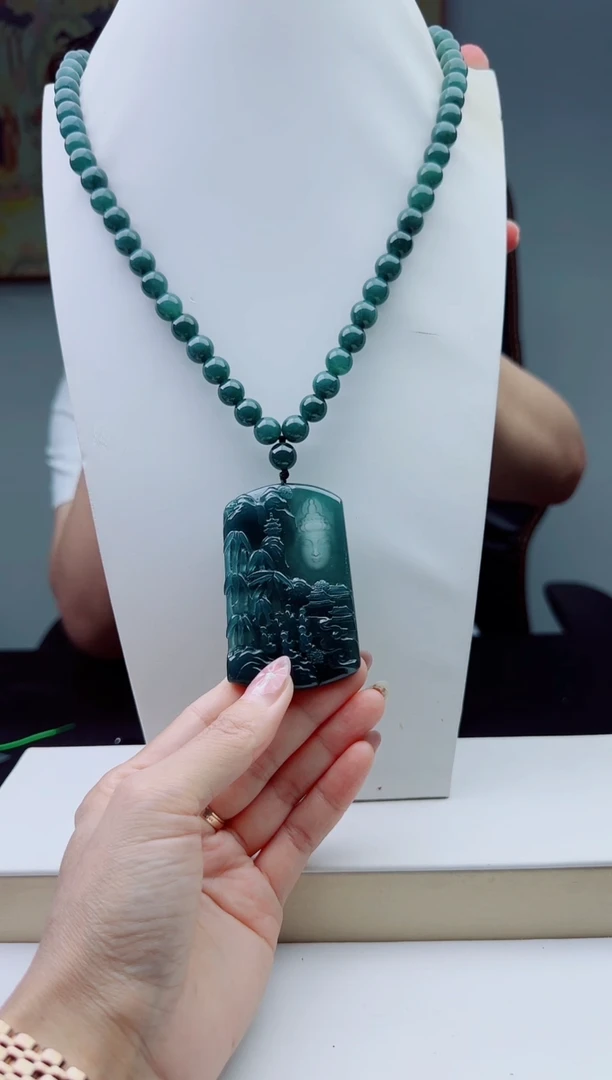颈饰未镶嵌翡翠多样性发其一