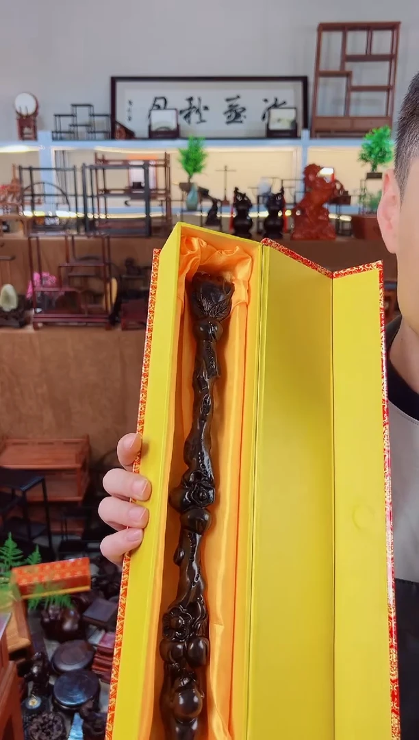 风车木（黑檀木）痒痒挠一个，长40cm