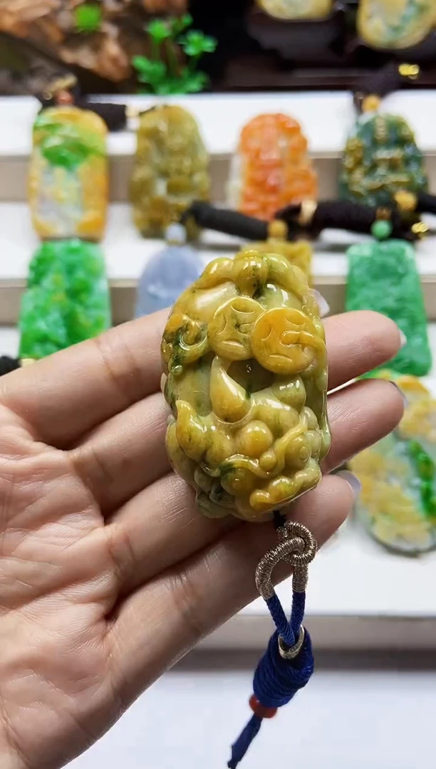 颈饰未镶嵌翡翠翡翠A货