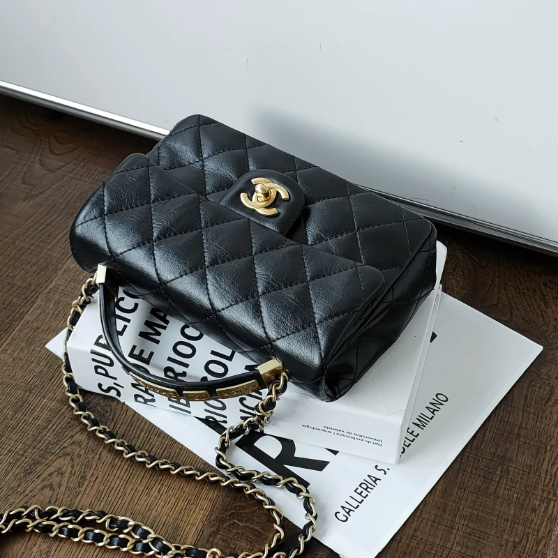 95新 Chanel/香奈儿  24P黑金牛皮徽章手柄款CF大mini手提包50906