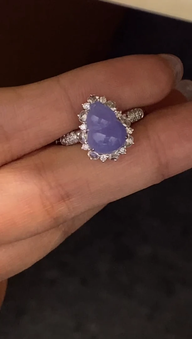 颈饰18K金镶嵌翡翠收到货48小时鉴赏期（超时不退不换）