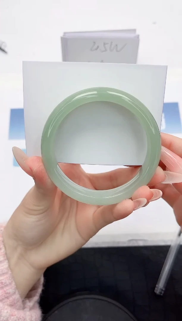 【闪购商品】石英质玉手镯未镶嵌L221-60