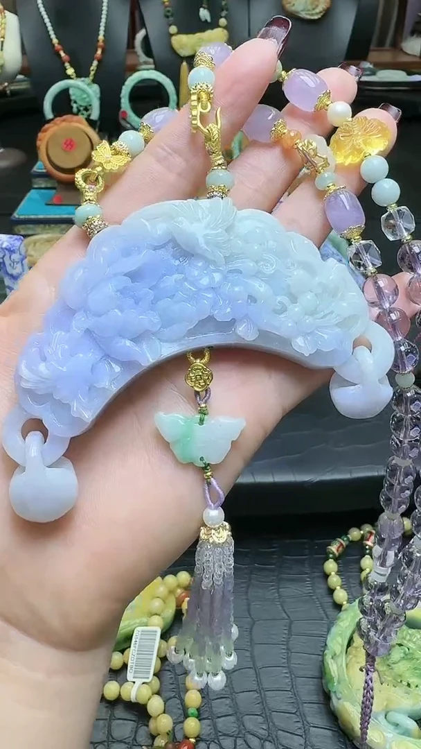【闪购商品】翡翠颈饰未镶嵌春带彩凤穿牡丹