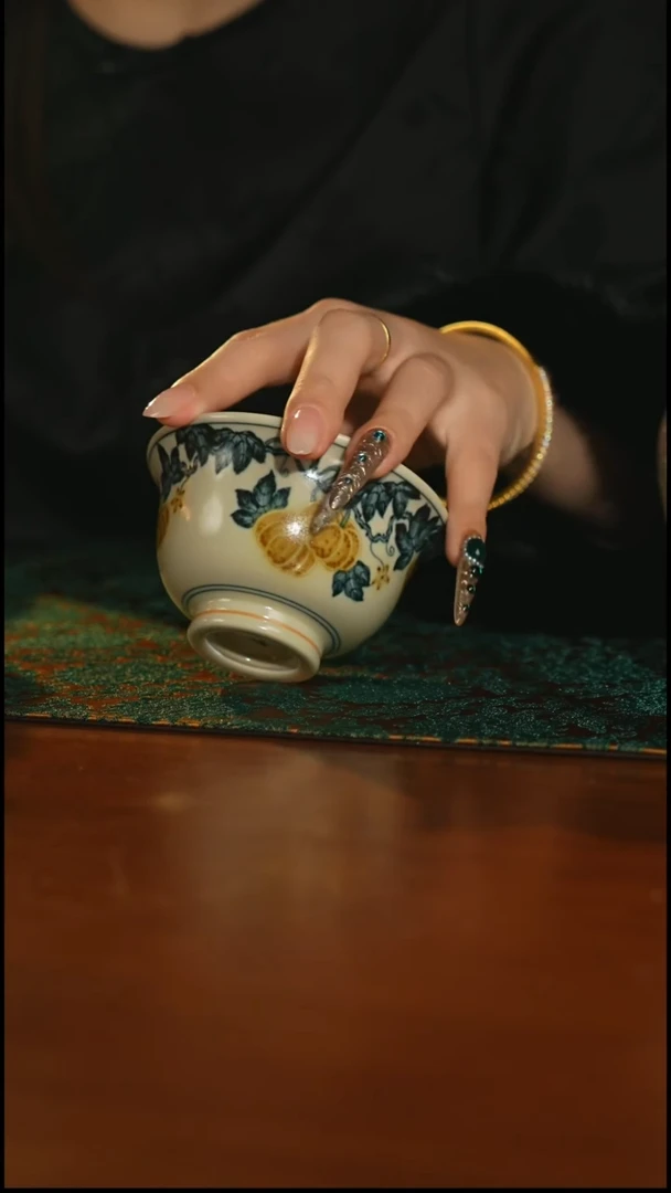 瓷片一生一物    大