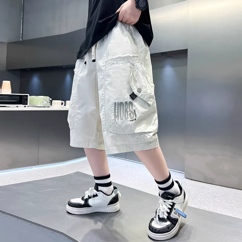 儿童装男童裤子夏装薄款中大童工装短裤2025新款夏季男孩夏款中裤